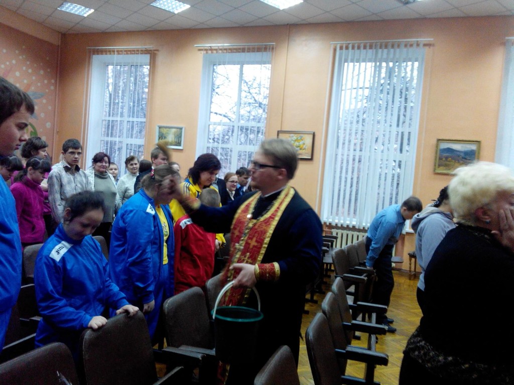 image-41646b44ae99af85575276b2ab0a7a619a7d358b95a6b5cdd06bd8b56ed278af-V