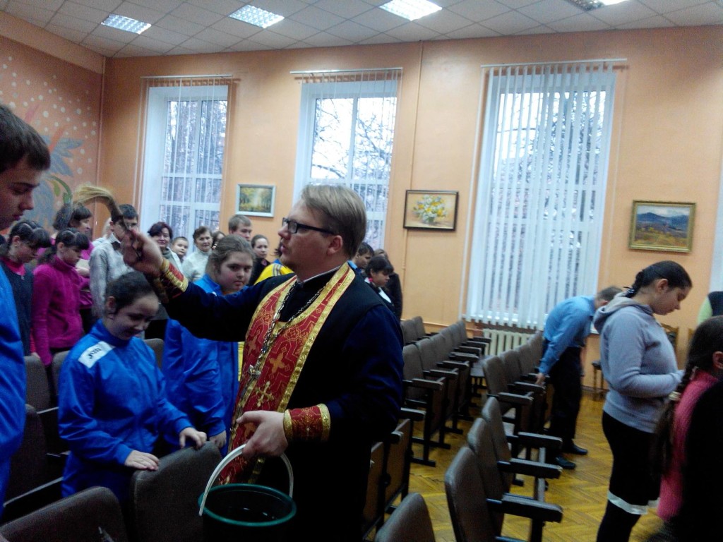 image-6166c2fdf91ce9c53c16655605c02a7814fd4c2840fd1ab363f694c0319e10bd-V